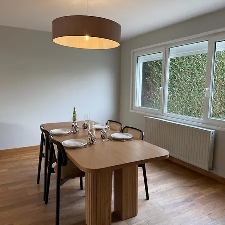 Familiale Avec Terrasse A Semesterbostad